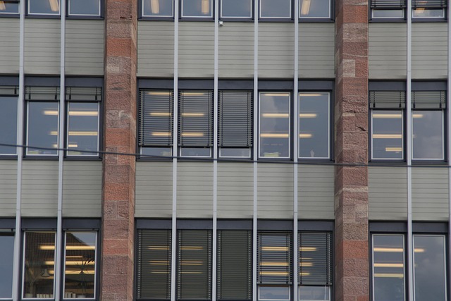 کاربردهای گرفتن وکیل چک حرفه ای در تهران